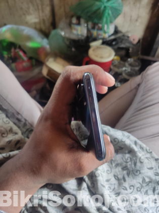 Oppo F15